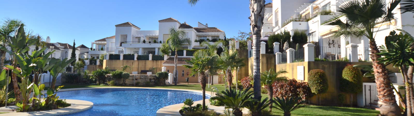 Senorio Gonzago Communal Swimming Pool