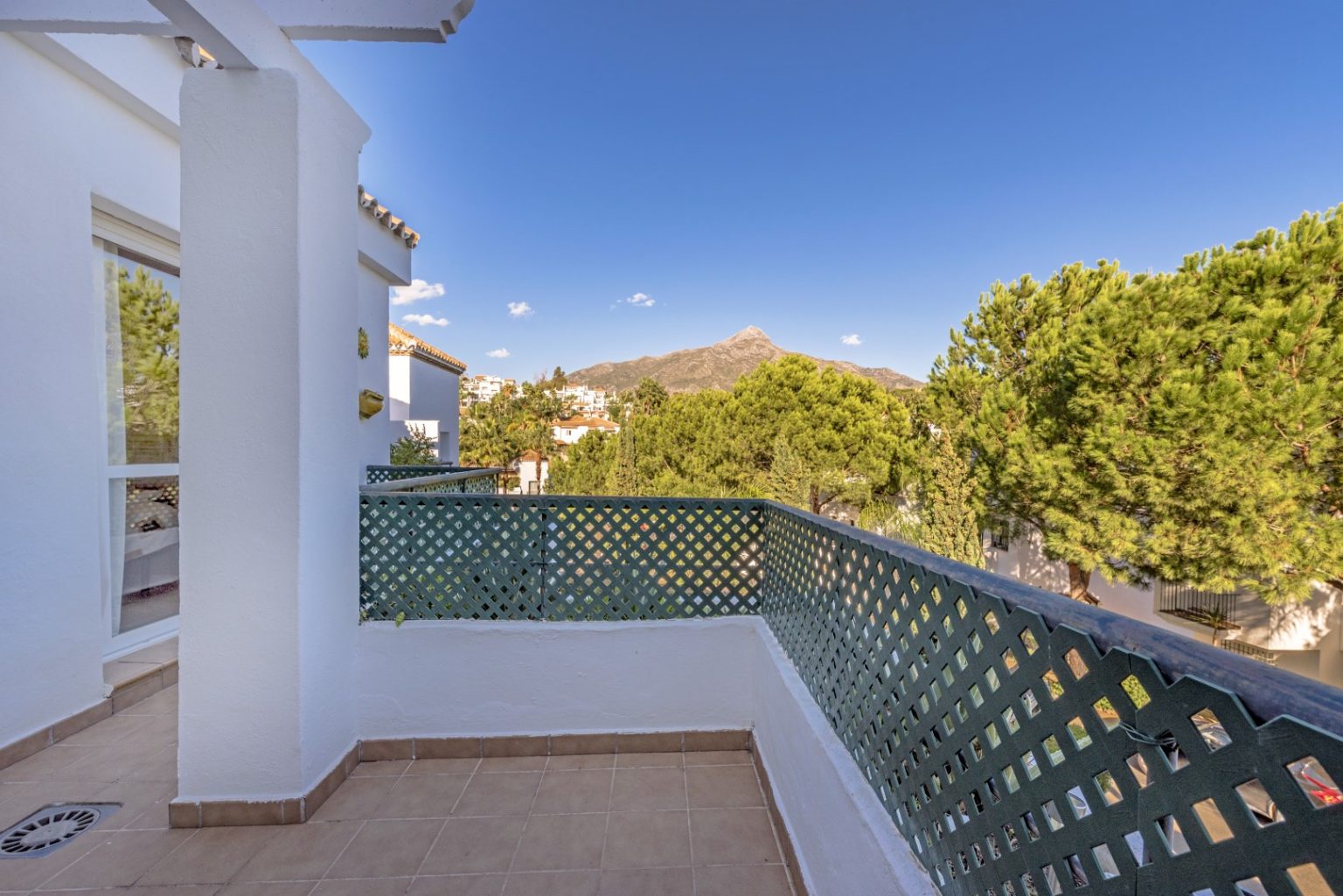 A20085 SOLD 2 Bed Apartment Señorio de Gonzaga Senorio de